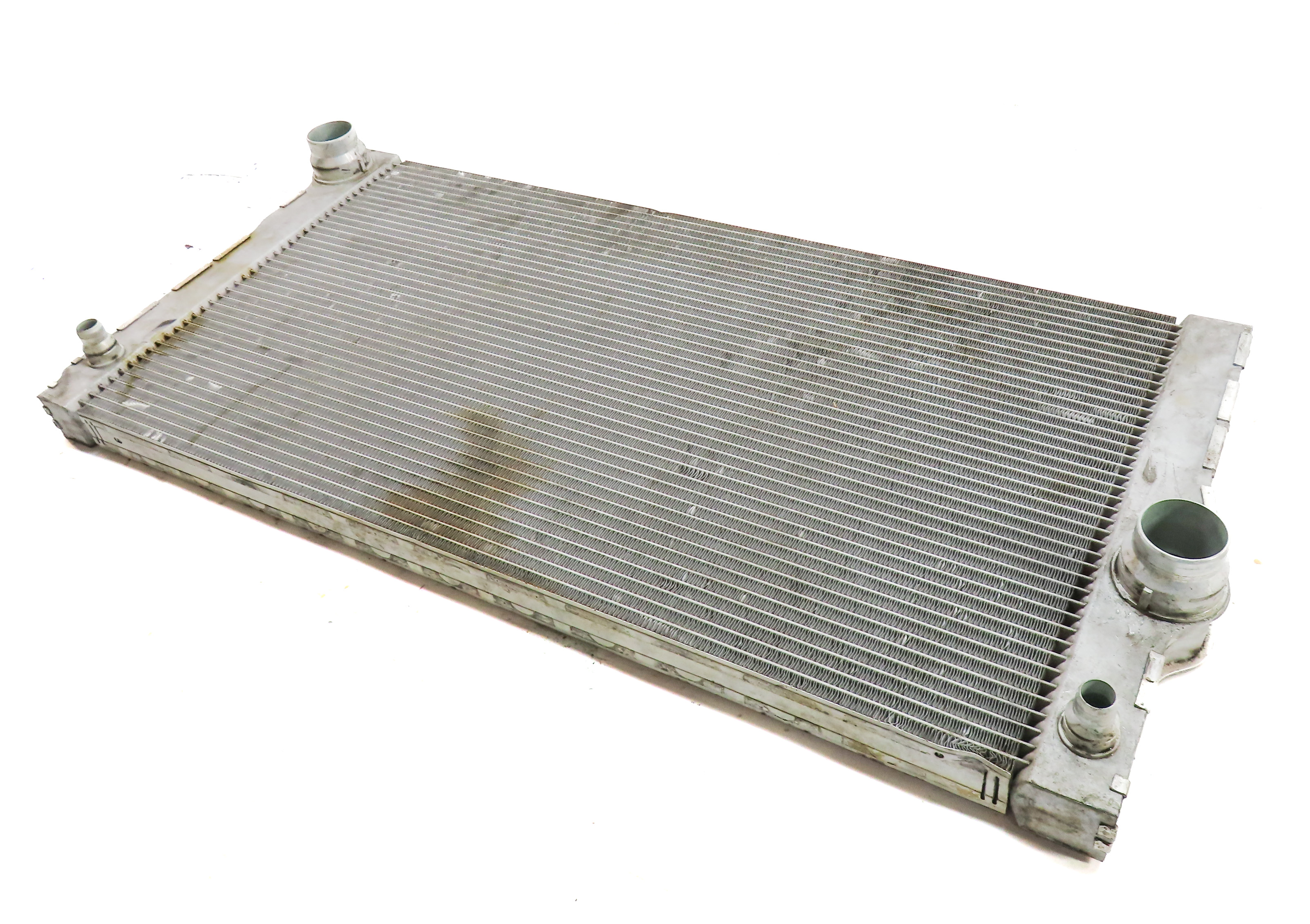 2013-2019 BMW 640i 740i F06 F01 AWD MAIN PRIMARY ENGINE COOLING RADIATOR — exact item pictured